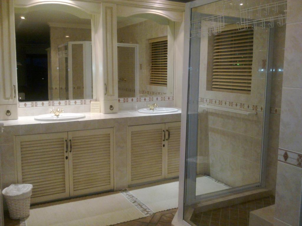 Atlantic Guest House Knysna Ruang foto